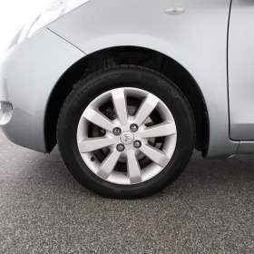 Foto inzerátu Toyota Yaris 1.3