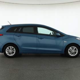 Foto inzerátu Hyundai i30 1.6 MPI