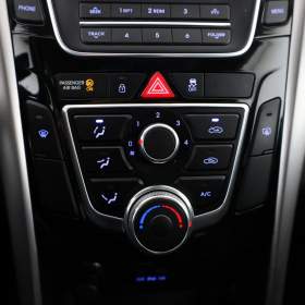 Foto inzerátu Hyundai i30 1.6 MPI