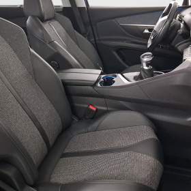 Foto inzerátu Peugeot 5008 PureTech 130