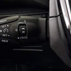 Foto inzerátu Peugeot 5008 PureTech 130