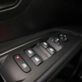 Foto inzerátu Peugeot 5008 PureTech 130