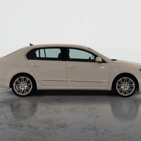 Foto inzerátu Skoda Superb 2.0 TDI