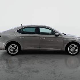 Foto inzerátu Skoda Superb 2.0 TDI 4x4