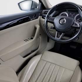 Foto inzerátu Skoda Superb 2.0 TDI 4x4