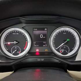 Foto inzerátu Skoda Superb 2.0 TDI 4x4