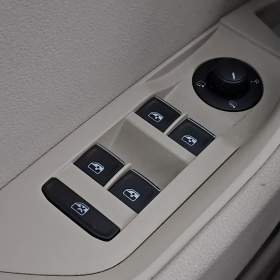 Foto inzerátu Skoda Superb 2.0 TDI 4x4