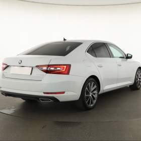 Foto inzerátu Skoda Superb 2.0 TDI
