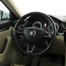 Foto inzerátu Skoda Superb 2.0 TDI