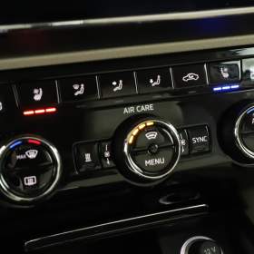 Foto inzerátu Skoda Superb 2.0 TDI