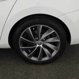 Foto inzerátu Skoda Superb 2.0 TDI