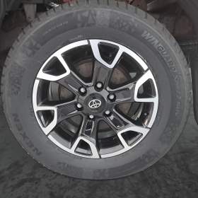 Foto inzerátu Toyota Hilux 2.4 D-4D