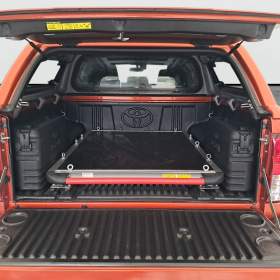 Foto inzerátu Toyota Hilux 2.4 D-4D