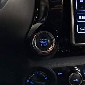Foto inzerátu Toyota Hilux 2.4 D-4D