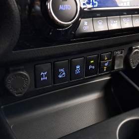 Foto inzerátu Toyota Hilux 2.4 D-4D