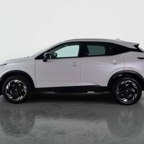 Foto inzerátu Nissan Qashqai 1.3 DIG-T MHEV