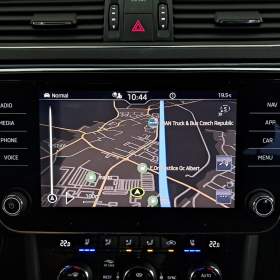 Foto inzerátu Skoda Superb 2.0 TDI