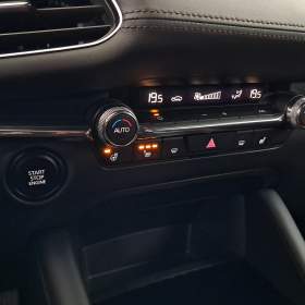 Foto inzerátu Mazda 3 2.0 Skyactiv-G
