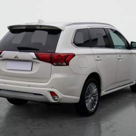 Foto inzerátu Mitsubishi Outlander 2.4 PHEV