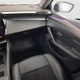 Foto inzerátu Peugeot 308 Hybrid 180