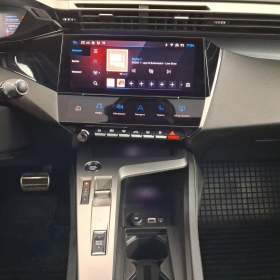Foto inzerátu Peugeot 308 Hybrid 180