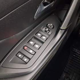 Foto inzerátu Peugeot 308 Hybrid 180