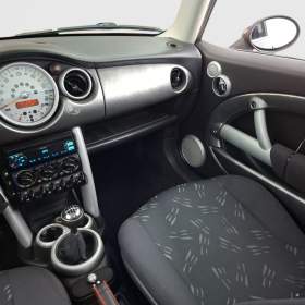 Foto inzerátu MINI 3-door One