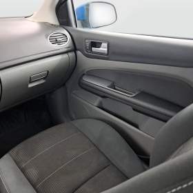 Foto inzerátu Ford Focus 2.0 16V
