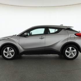 Foto inzerátu Toyota C-HR 1.8 Hybrid