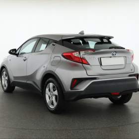 Foto inzerátu Toyota C-HR 1.8 Hybrid