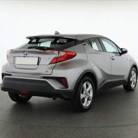 Foto inzerátu Toyota C-HR 1.8 Hybrid