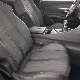 Foto inzerátu Peugeot 3008 1.2 PureTech