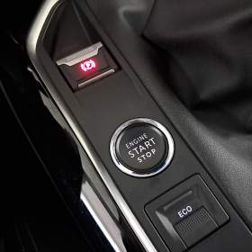 Foto inzerátu Peugeot 3008 1.2 PureTech