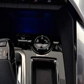 Foto inzerátu Peugeot 5008 PureTech 130
