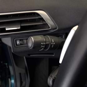 Foto inzerátu Peugeot 5008 PureTech 130