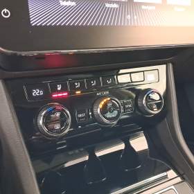 Foto inzerátu Skoda Superb 2.0 TSI
