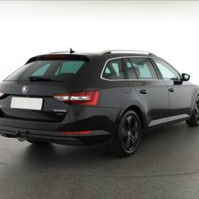 Foto inzerátu Skoda Superb 2.0 TDI 4x4