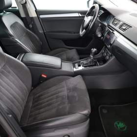 Foto inzerátu Skoda Superb 2.0 TDI 4x4