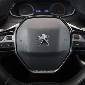 Foto inzerátu Peugeot 2008 1.2 PureTech