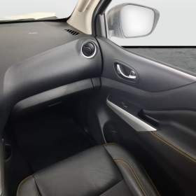 Foto inzerátu Nissan Navara 2.3 dCi