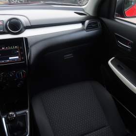 Foto inzerátu Suzuki Swift 1.2 SHVS