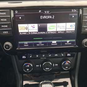 Foto inzerátu Skoda Superb 2.0 TDI