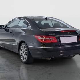 Foto inzerátu Mercedes E E 250