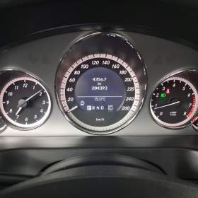 Foto inzerátu Mercedes E E 250
