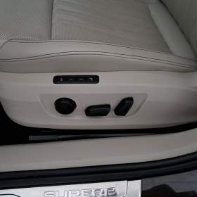Foto inzerátu Skoda Superb 2.0 TDI