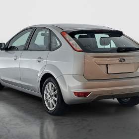 Foto inzerátu Ford Focus 1.6 16V