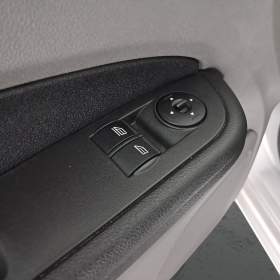 Foto inzerátu Ford Focus 1.6 16V