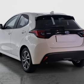 Foto inzerátu Toyota Yaris 1.5 Hybrid