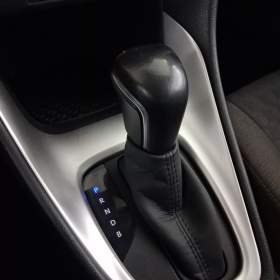 Foto inzerátu Toyota Yaris 1.5 Hybrid