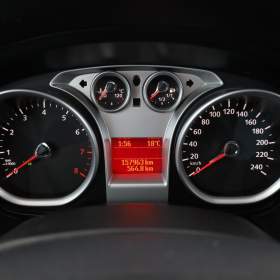 Foto inzerátu Ford Focus 1.6 16V